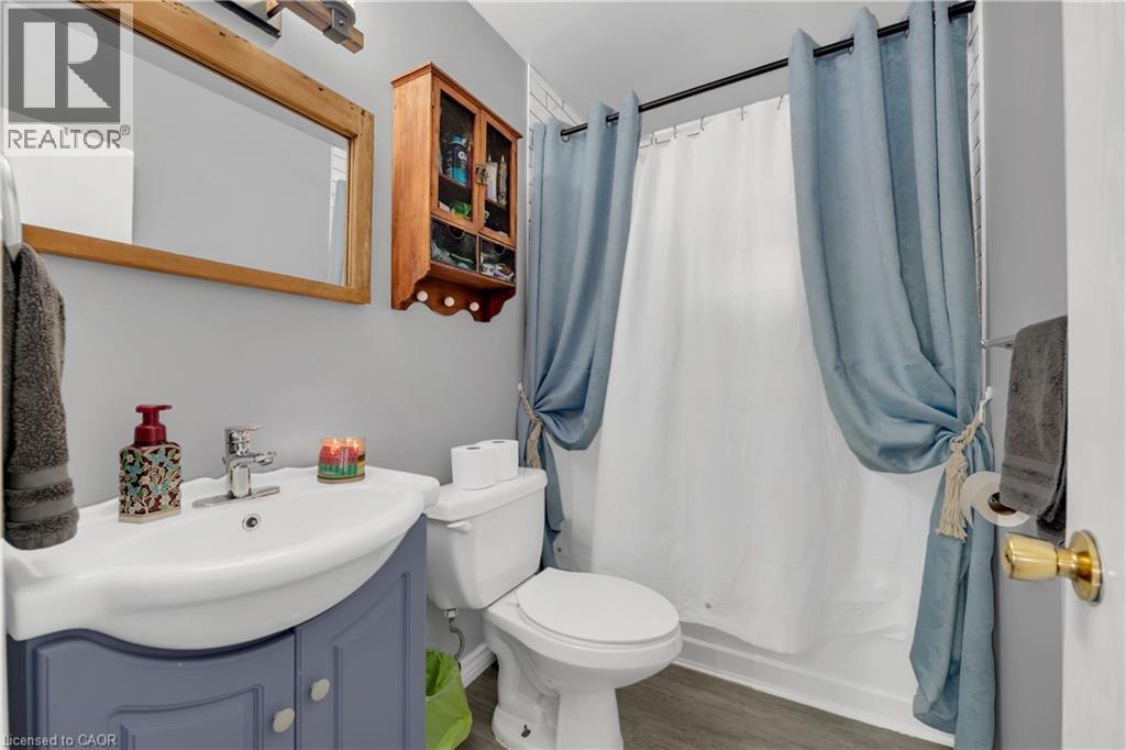 446 East 36th Street, Hamilton, Ontario  L8V 4A5 - Photo 20 - 40761310