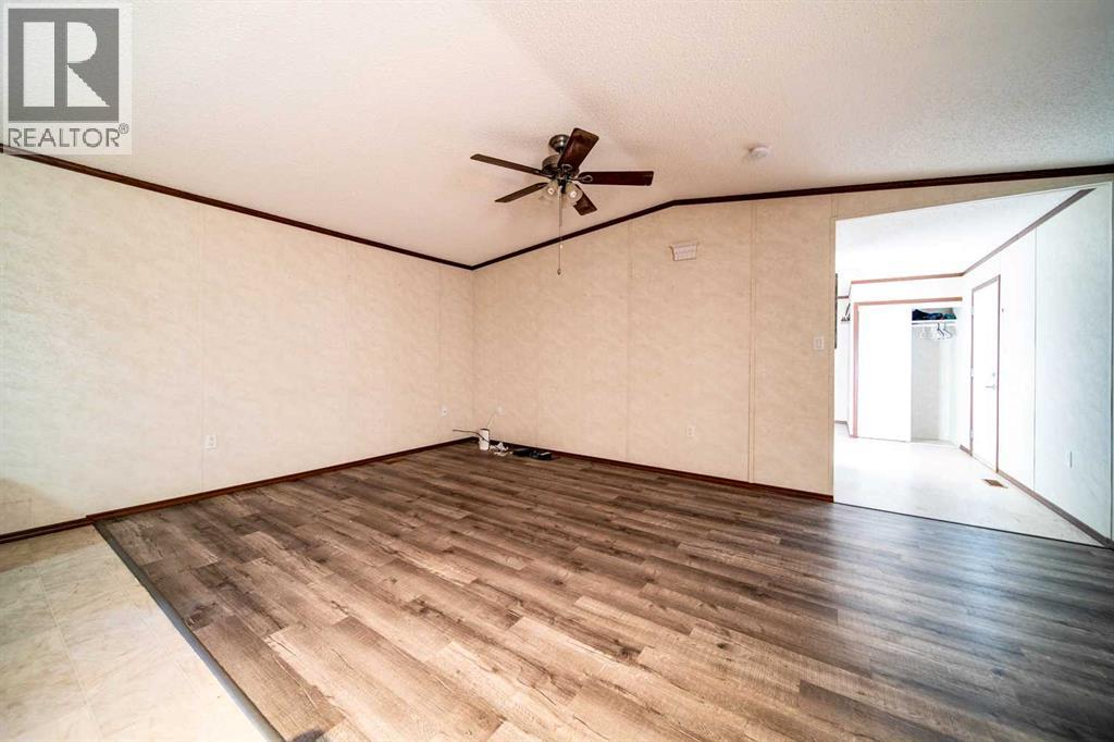 140 Hazel Street, Metiskow, Alberta  T0B 3A0 - Photo 5 - A2259795