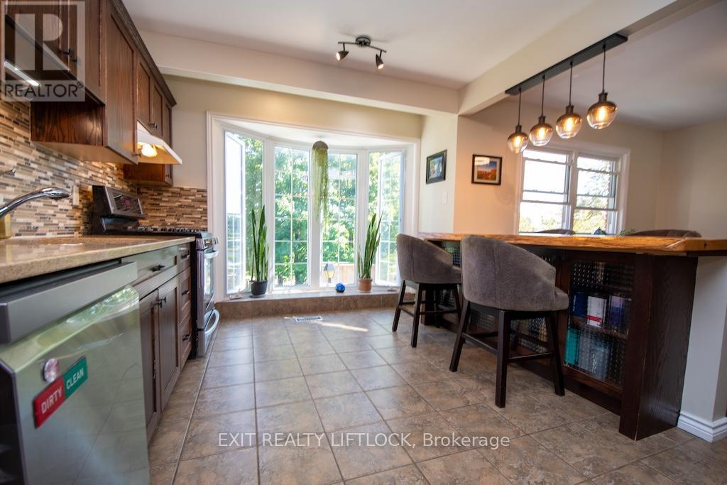 1456 Firwood Crescent, Peterborough, Ontario  K9K 1J1 - Photo 10 - X12752904