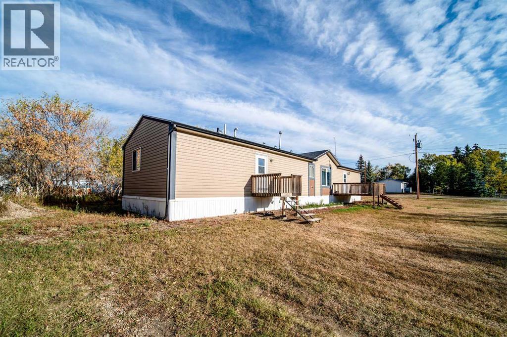 140 Hazel Street, Metiskow, Alberta  T0B 3A0 - Photo 18 - A2259795