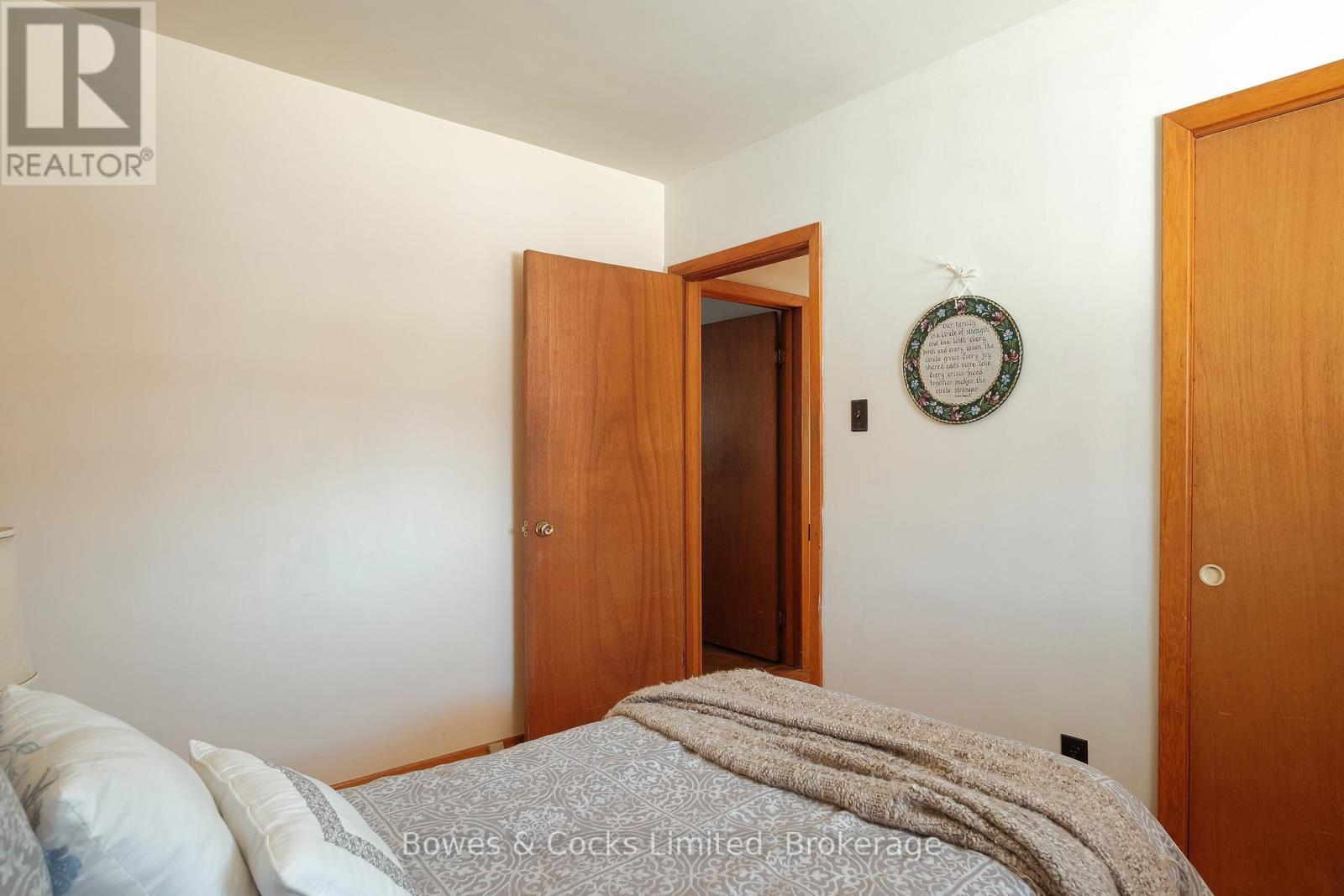 1227 Algonquin Boulevard, Peterborough (Northcrest Ward 5), Ontario  K9H 6N1 - Photo 15 - X12753074