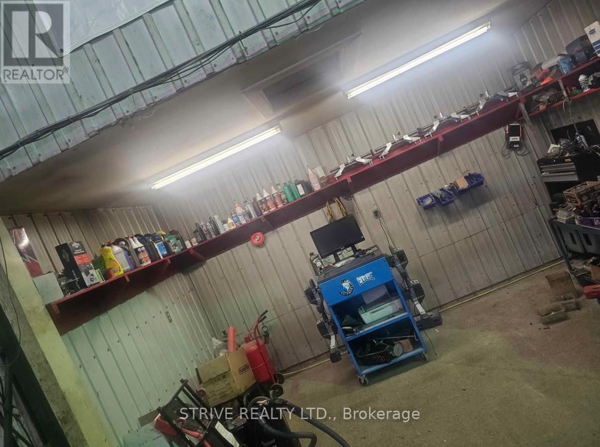 605 On-7 Street, Kawartha Lakes, Ontario  K0M 2M0 - Photo 5 - X12753108