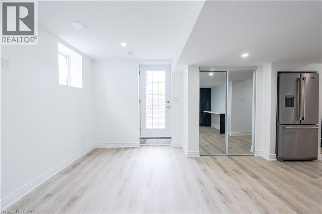 45 Rainbow Drive Unit# Lower, Caledonia, Ontario  N3W 0E7 - Photo 2 - 40802594