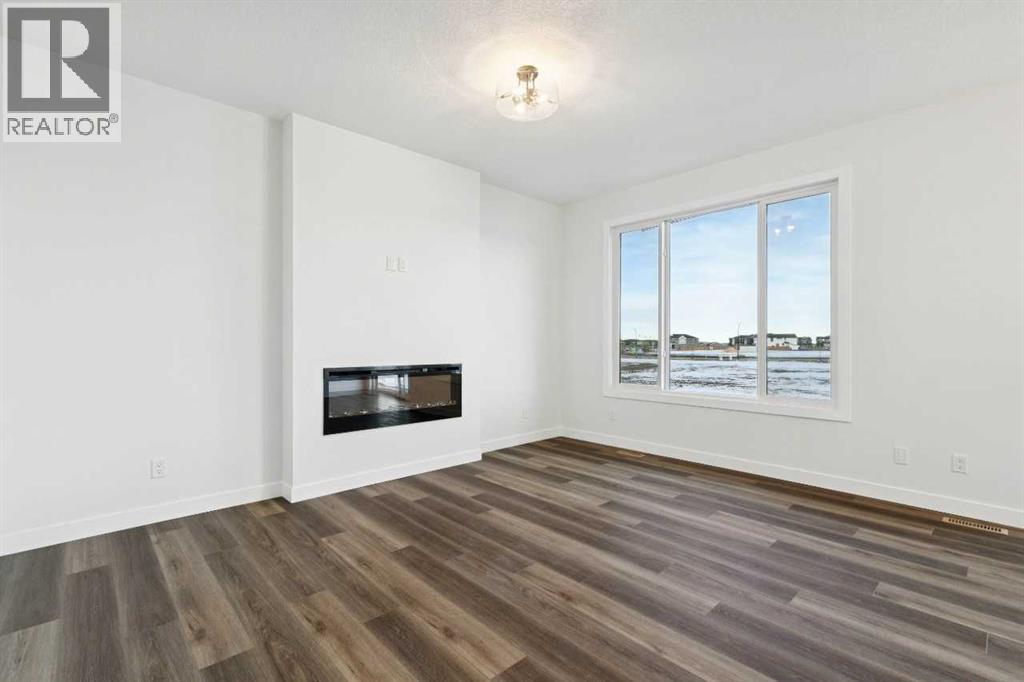 54 Creekstone Common Sw, Calgary, Alberta  T2X 6H4 - Photo 14 - A2281399