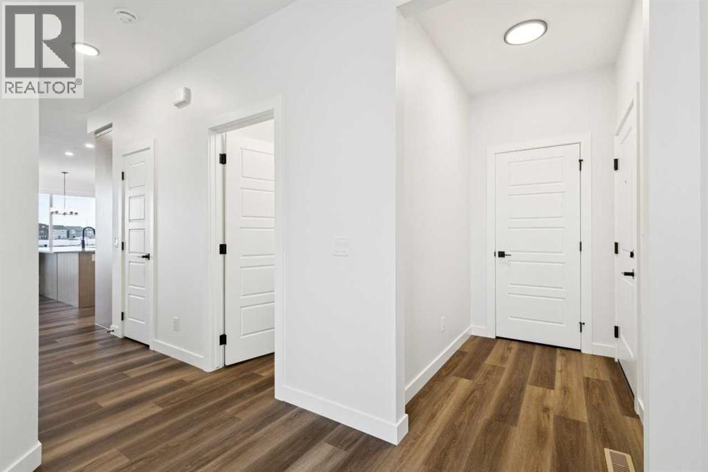 54 Creekstone Common Sw, Calgary, Alberta  T2X 6H4 - Photo 5 - A2281399