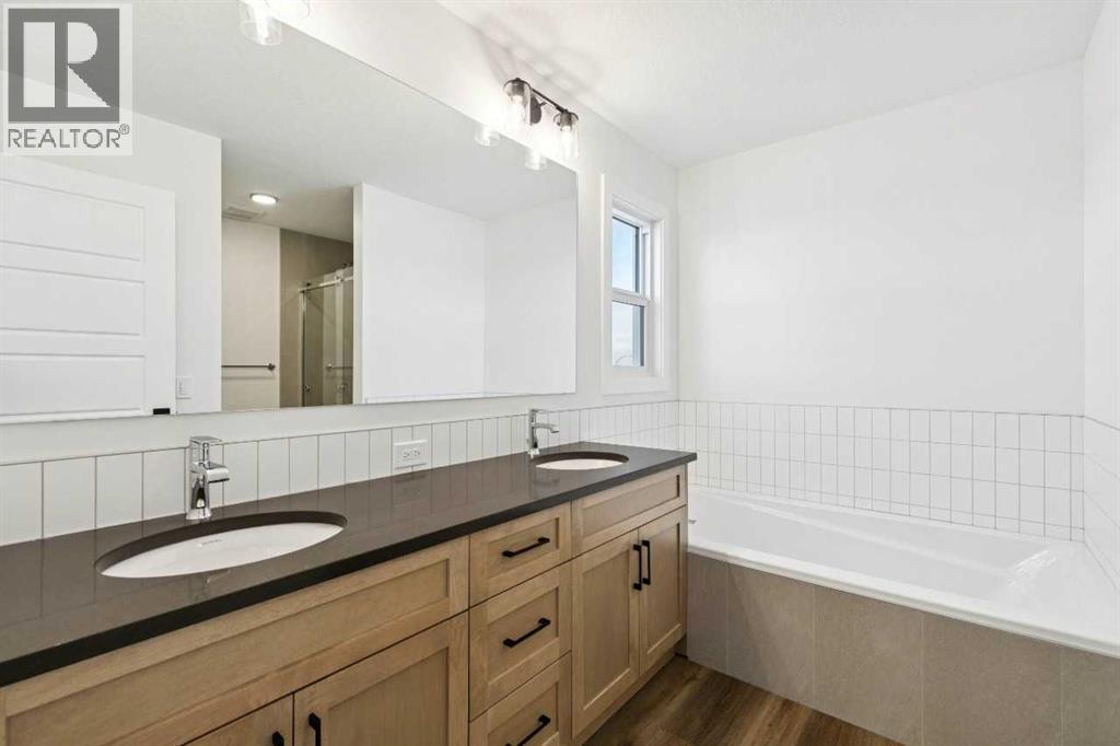 54 Creekstone Common Sw, Calgary, Alberta  T2X 6H4 - Photo 34 - A2281399