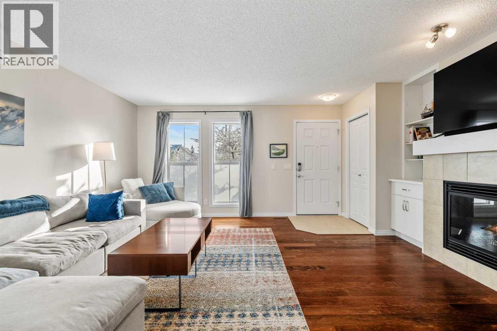 32 Auburn Bay Boulevard Se, Calgary, Alberta  T3M 0V7 - Photo 3 - A2281689