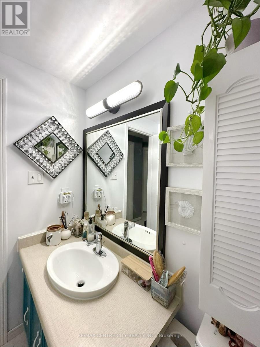 18 Corinth Court, London East, Ontario  N5Y 5A8 - Photo 16 - X12752898