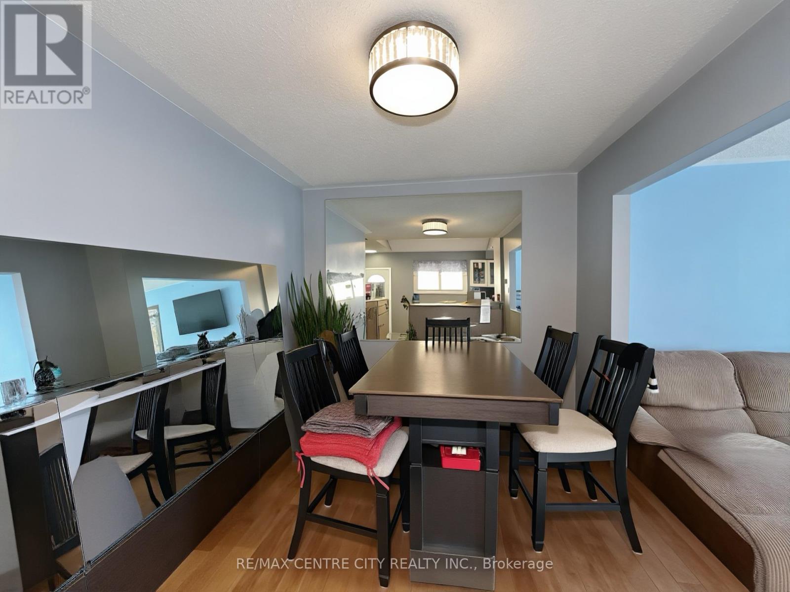 18 Corinth Court, London East, Ontario  N5Y 5A8 - Photo 5 - X12752898