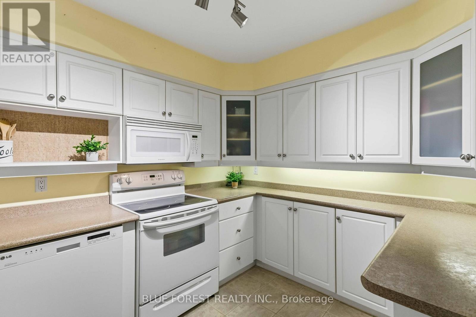 301 - 511 Gainsborough Road, London North, Ontario  N6G 4Z5 - Photo 10 - X12753070