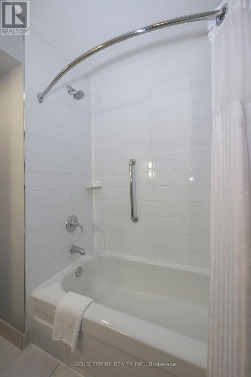 Studio - 300 King Street, London East, Ontario  N6B 1S2 - Photo 15 - X12753124