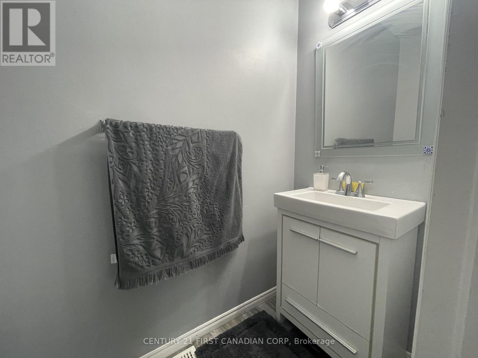 23 - 70 Chapman Court, London North (North I), Ontario  N6G 4Z4 - Photo 6 - X12753192