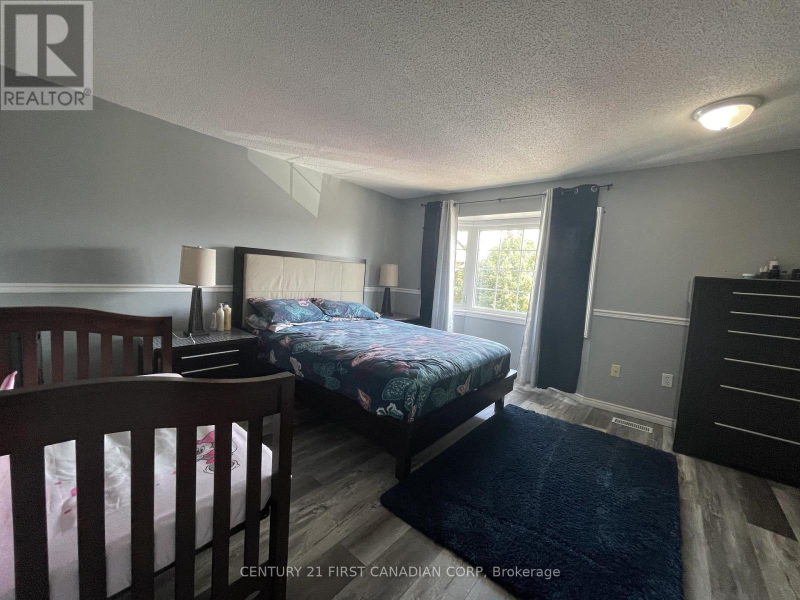 23 - 70 Chapman Court, London North (North I), Ontario  N6G 4Z4 - Photo 8 - X12753192