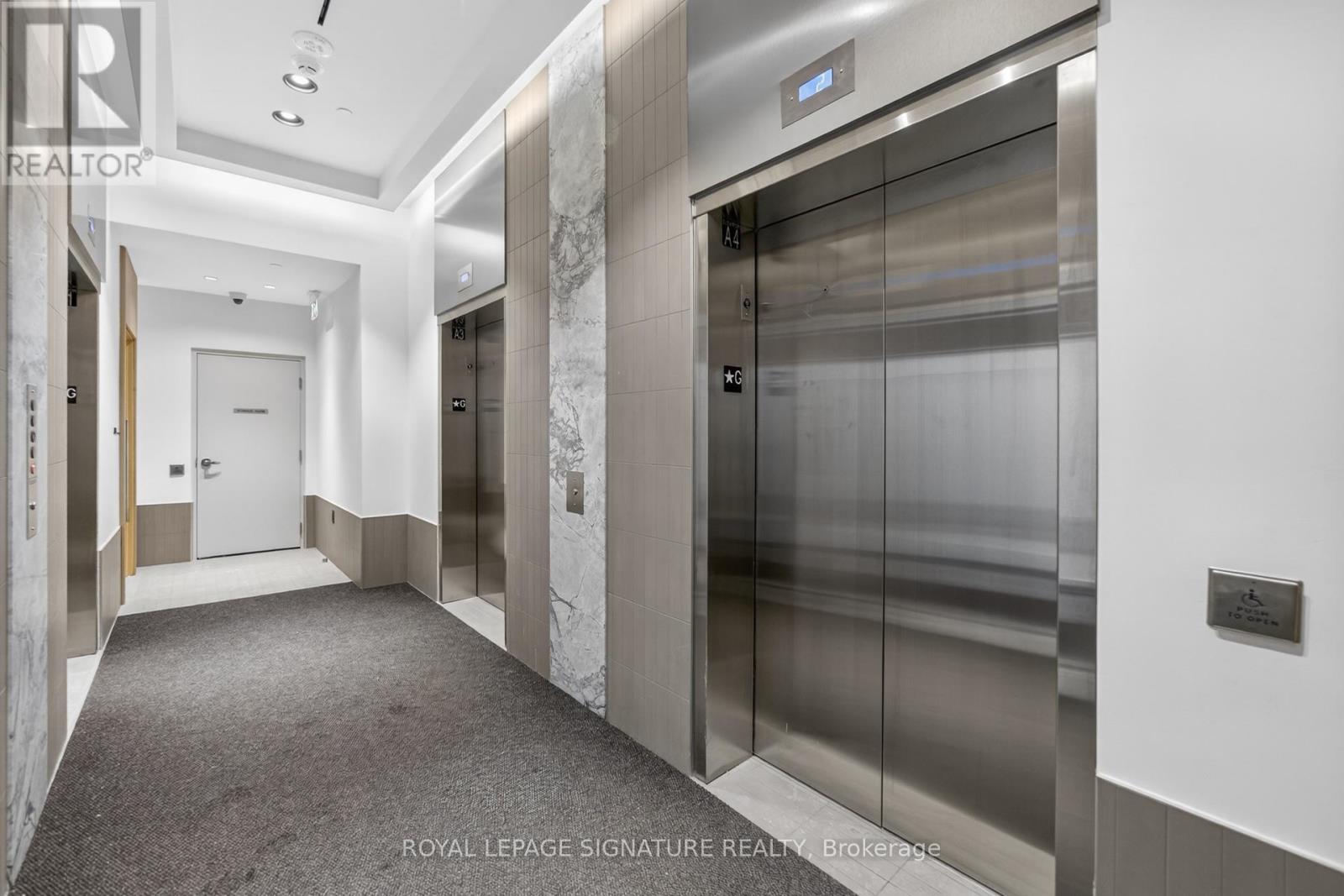 4707 - 395 Square One Drive, Mississauga, Ontario  L5B 0P6 - Photo 4 - W12752716