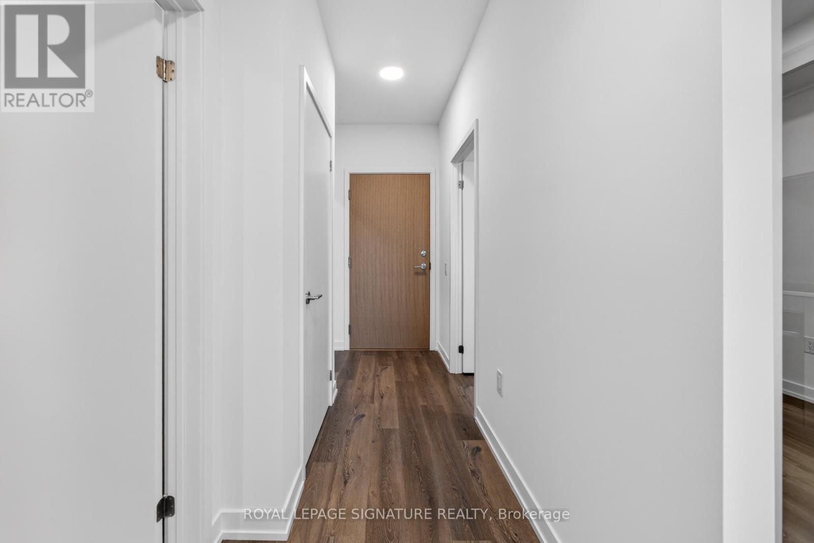 4707 - 395 Square One Drive, Mississauga, Ontario  L5B 0P6 - Photo 6 - W12752716