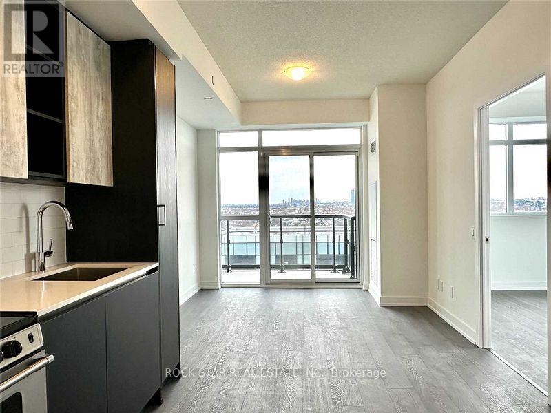 1510 - 251 Manitoba Street, Toronto, Ontario  M8Y 0C7 - Photo 3 - W12752730