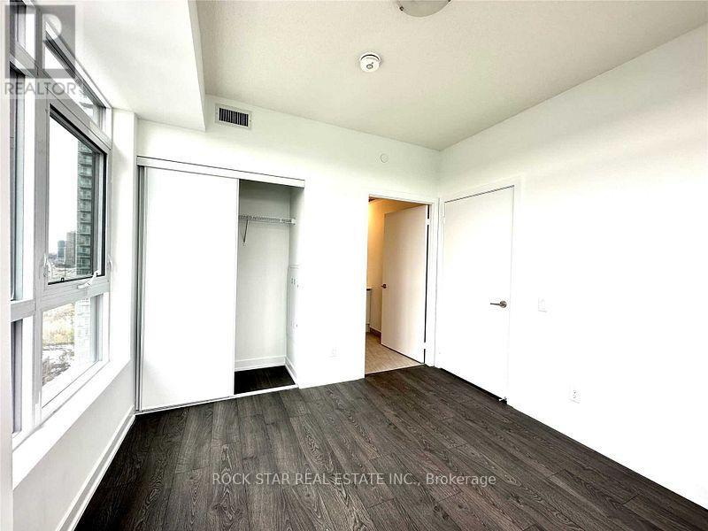 1510 - 251 Manitoba Street, Toronto, Ontario  M8Y 0C7 - Photo 8 - W12752730