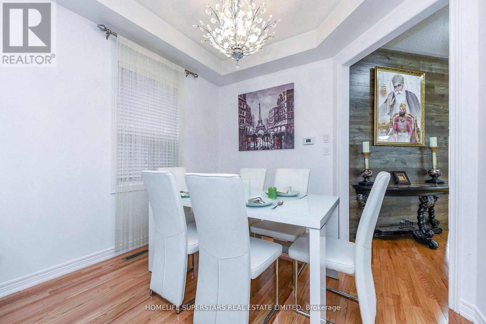 27 Dovehaven Crescent, Brampton, Ontario  L6P 2N8 - Photo 16 - W12752732