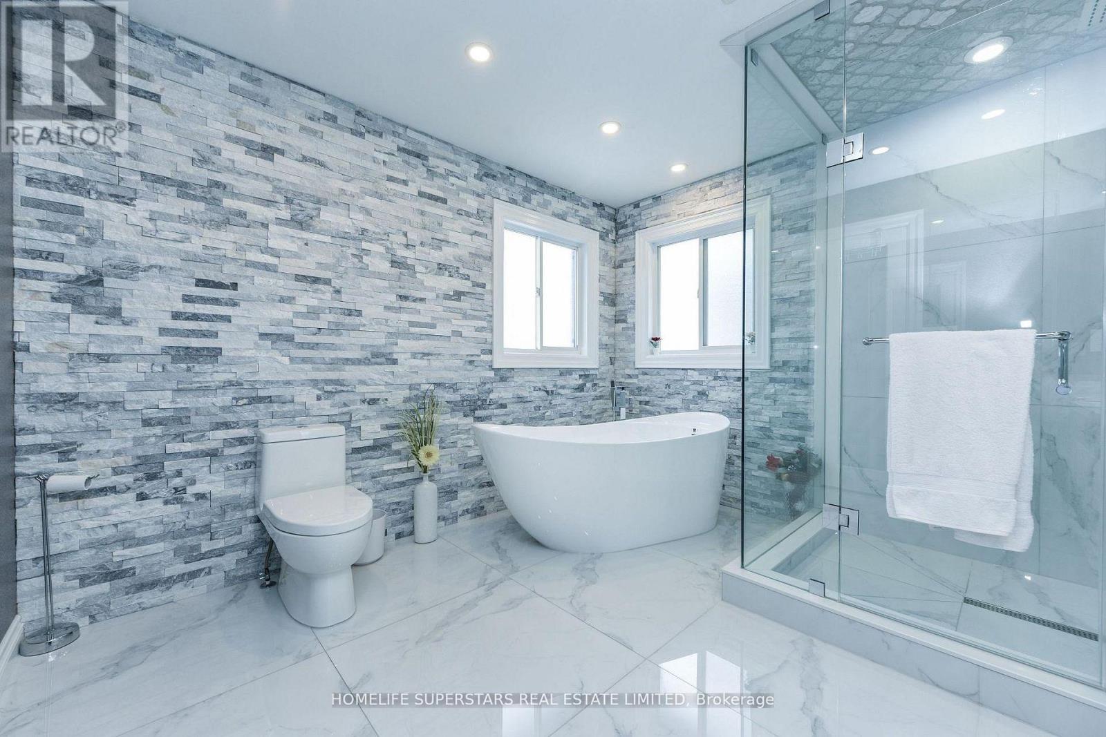 27 Dovehaven Crescent, Brampton, Ontario  L6P 2N8 - Photo 18 - W12752732