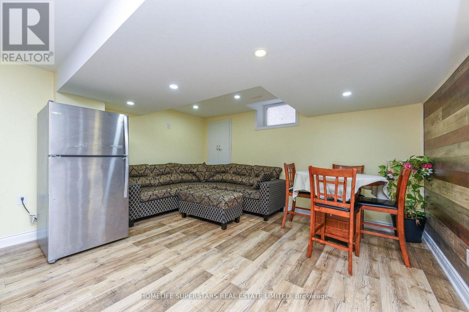 27 Dovehaven Crescent, Brampton, Ontario  L6P 2N8 - Photo 35 - W12752732