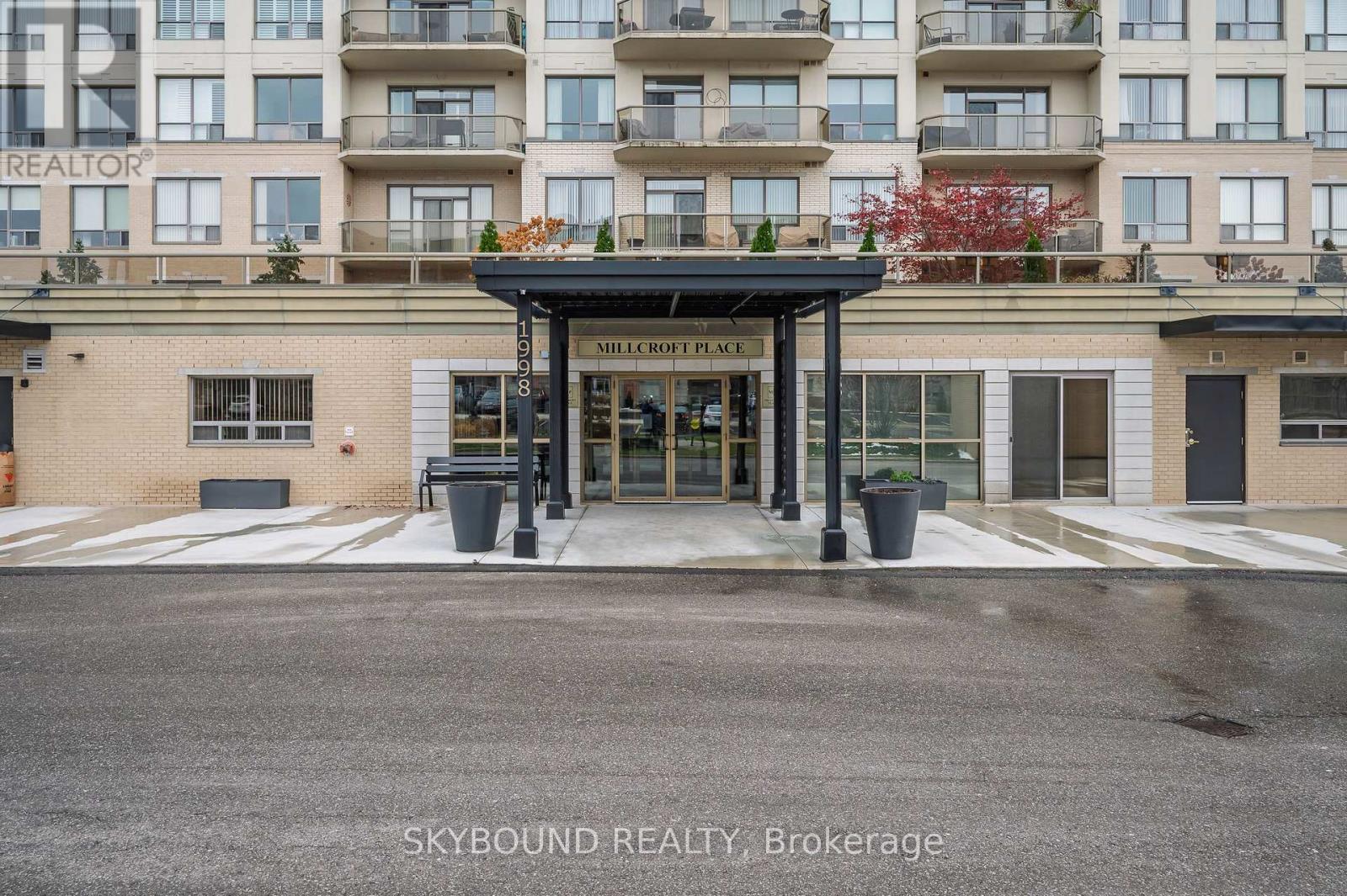 505 - 1998 IRONSTONE DRIVE, Burlington, Ontario