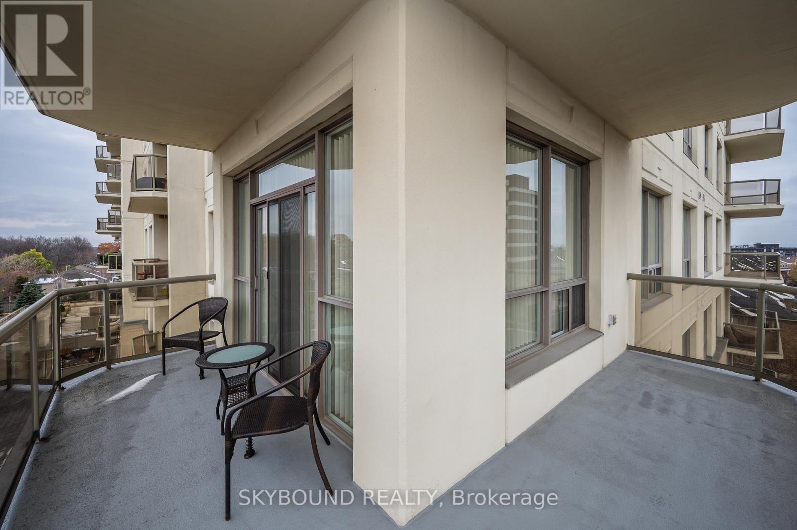 505 - 1998 Ironstone Drive, Burlington, Ontario  L7L 7P7 - Photo 16 - W12752756