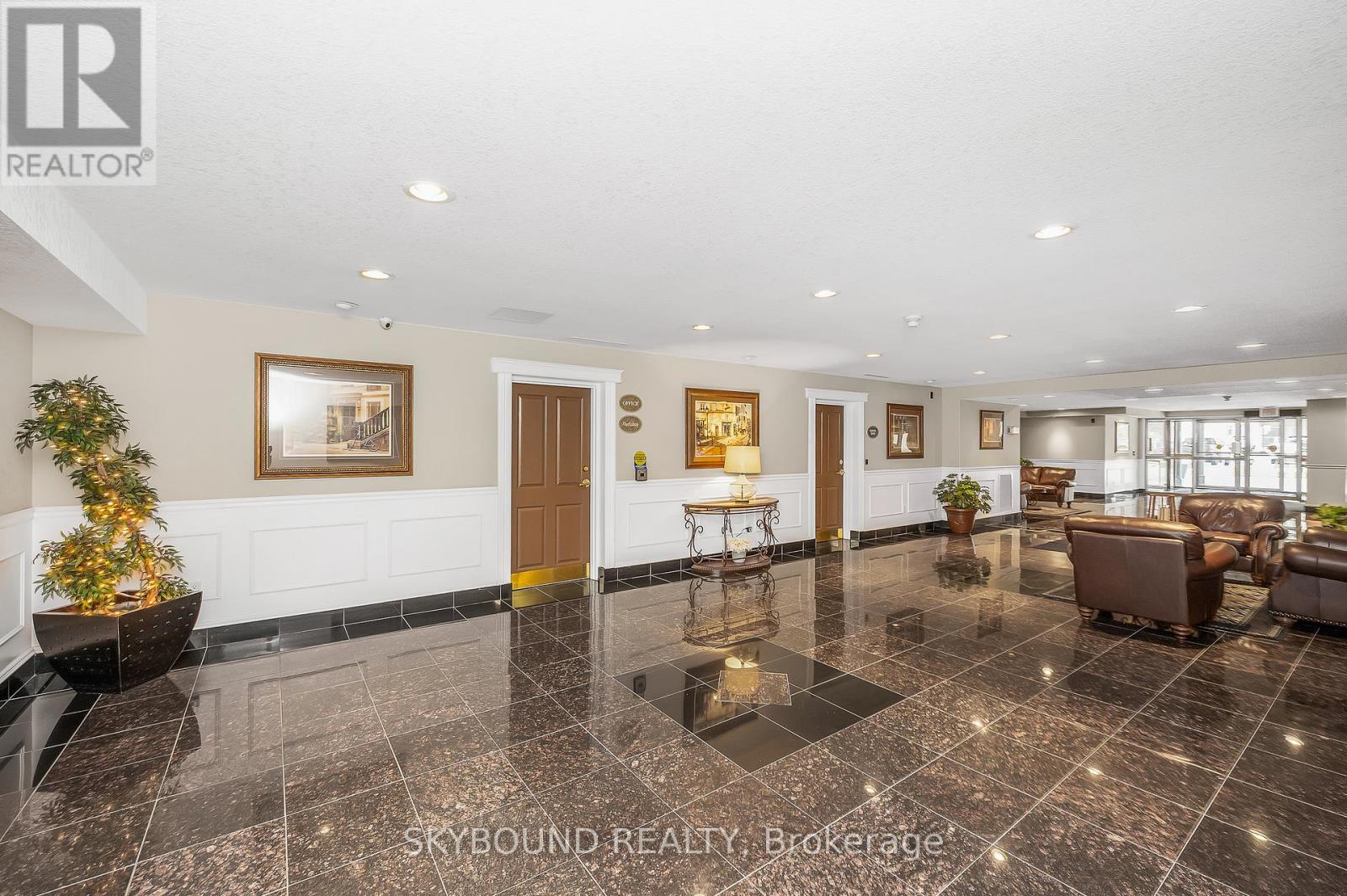 505 - 1998 Ironstone Drive, Burlington, Ontario  L7L 7P7 - Photo 32 - W12752756