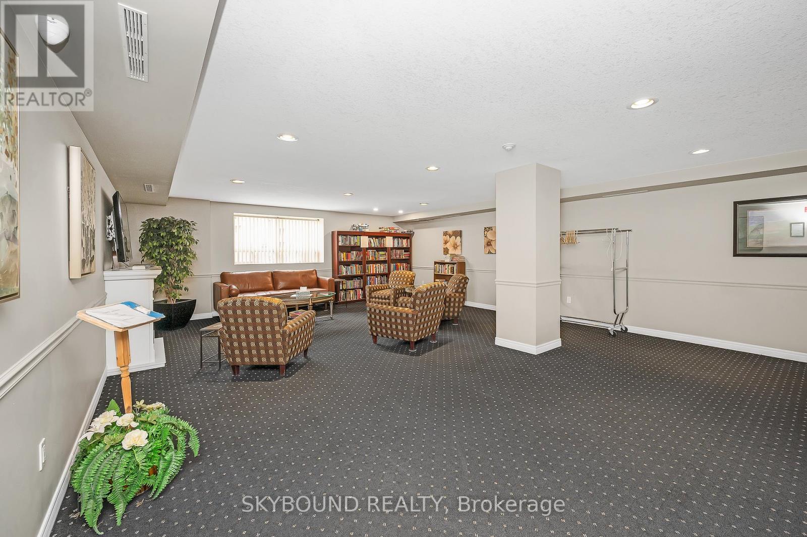 505 - 1998 Ironstone Drive, Burlington, Ontario  L7L 7P7 - Photo 36 - W12752756