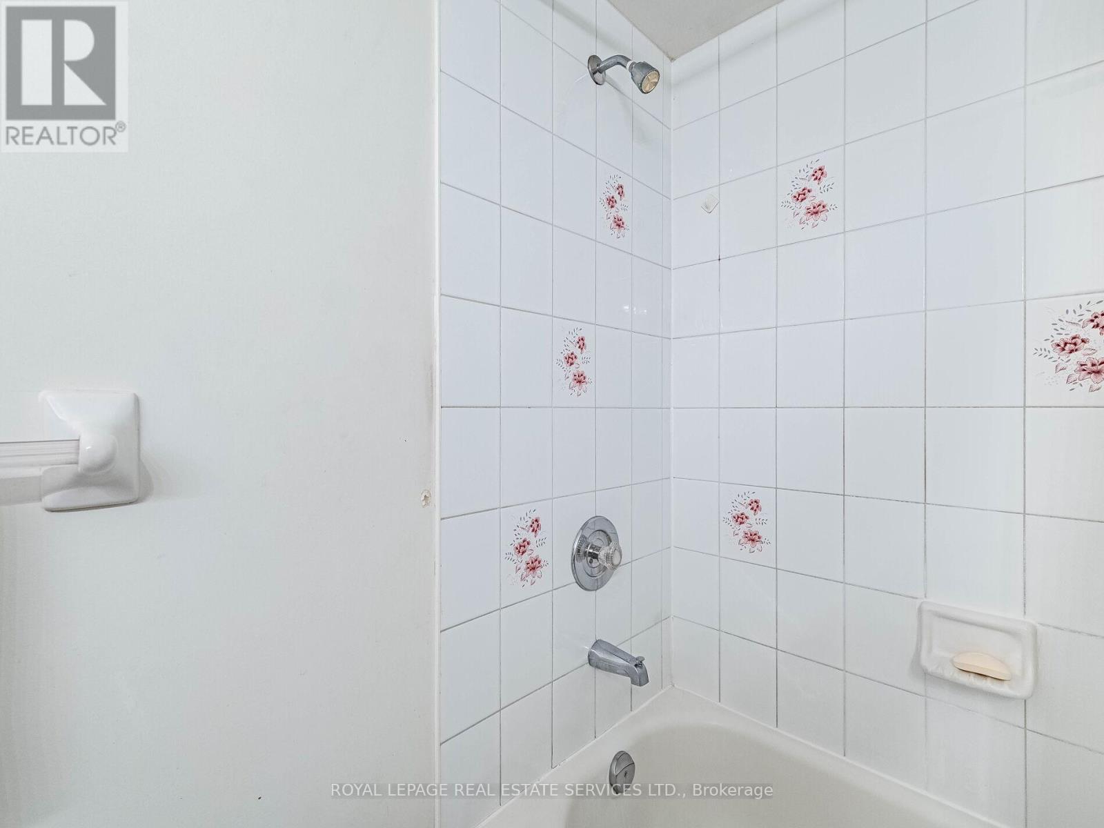 31 Berkindale Court, Brampton, Ontario  L6Y 5G1 - Photo 24 - W12752790