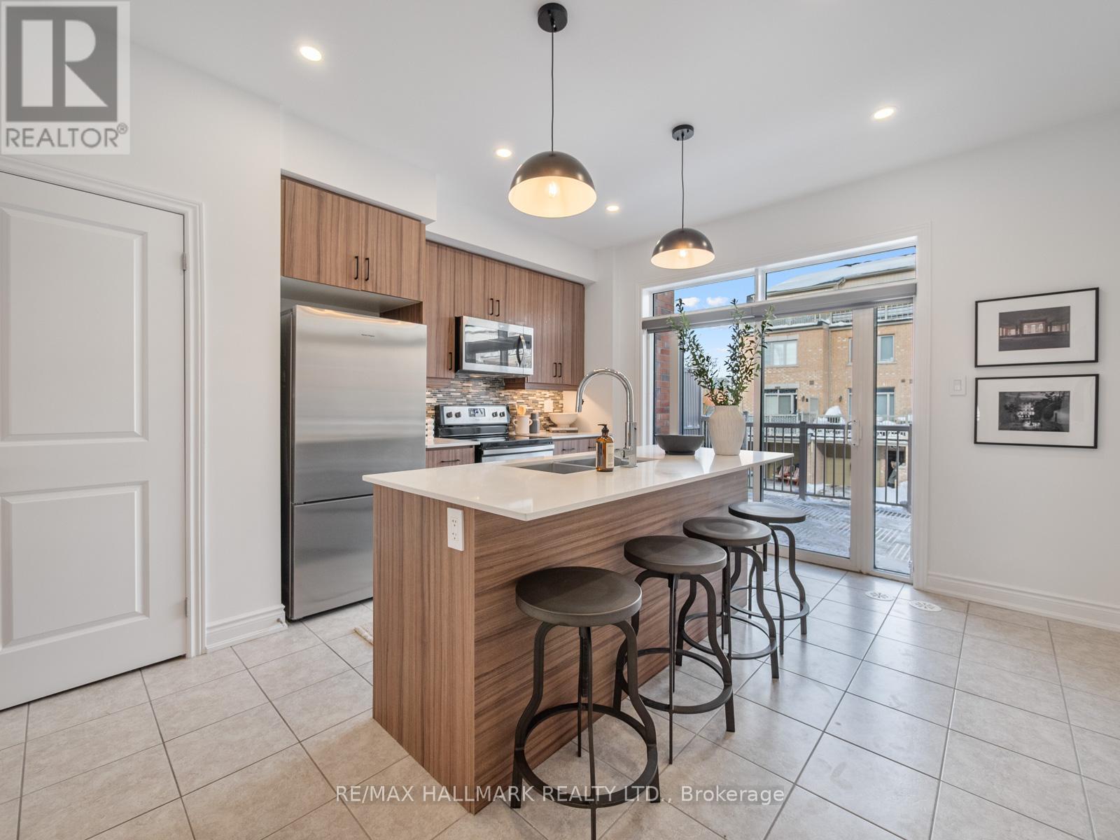 99 Edward Horton Crescent, Toronto, Ontario  M8Z 0E6 - Photo 12 - W12752792