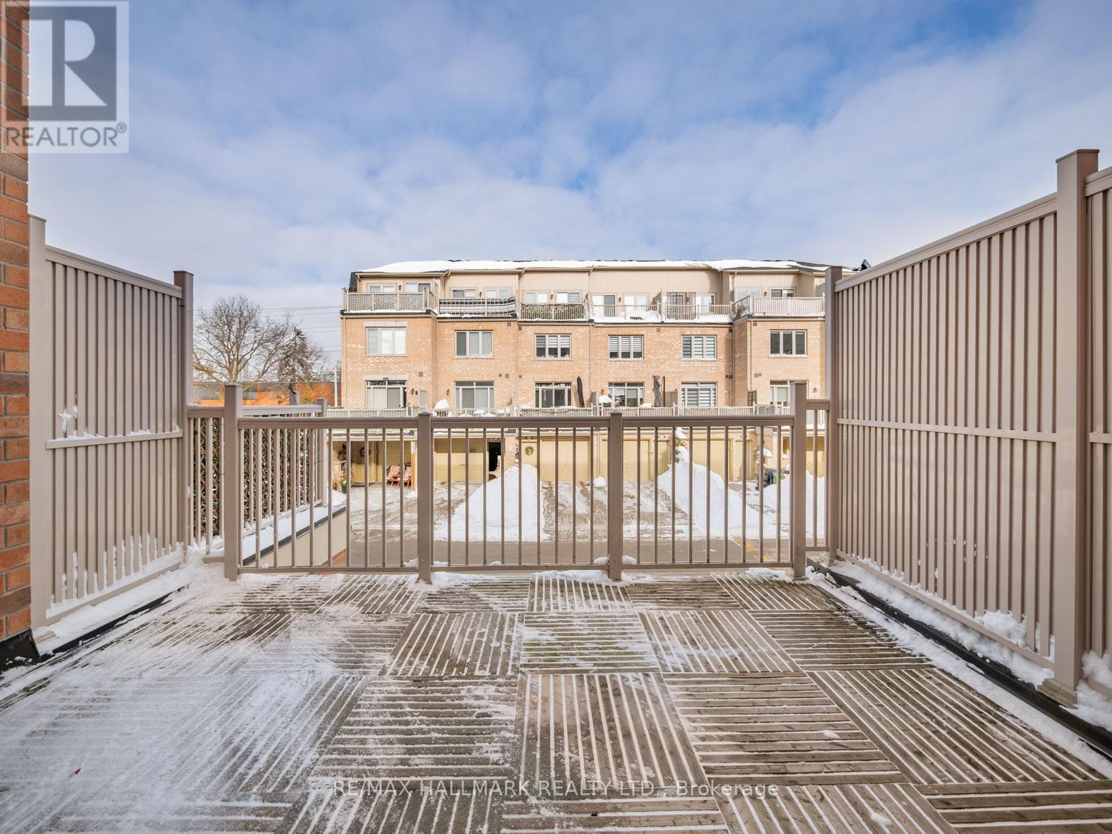 99 Edward Horton Crescent, Toronto, Ontario  M8Z 0E6 - Photo 19 - W12752792