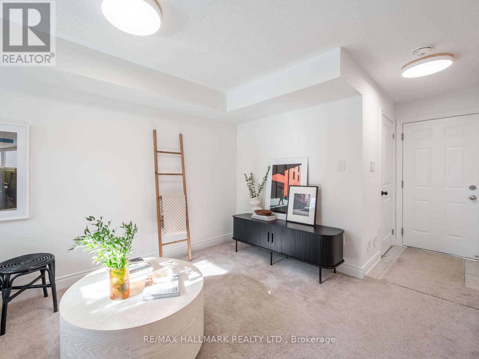 99 Edward Horton Crescent, Toronto, Ontario  M8Z 0E6 - Photo 44 - W12752792