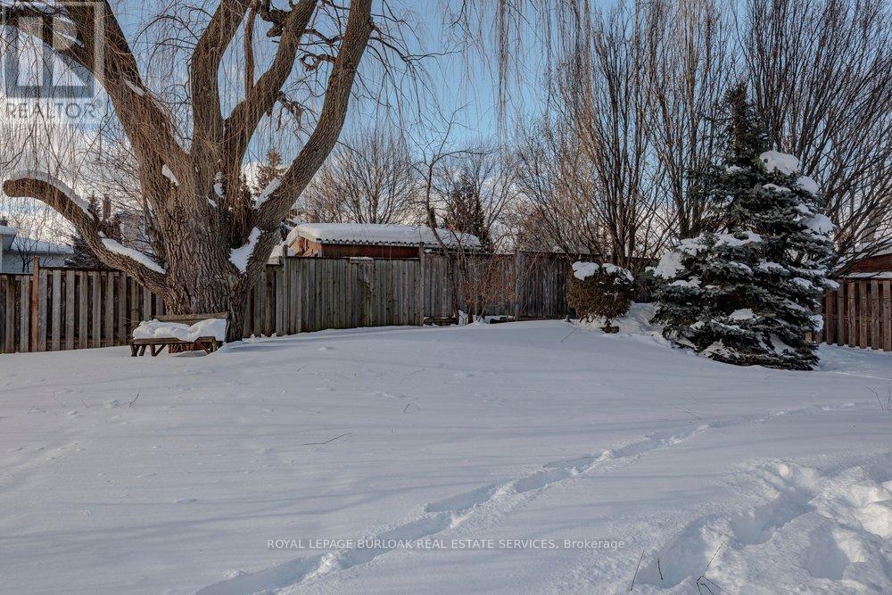 2162 Pauline Court, Burlington, Ontario  L7P 3L8 - Photo 21 - W12752798