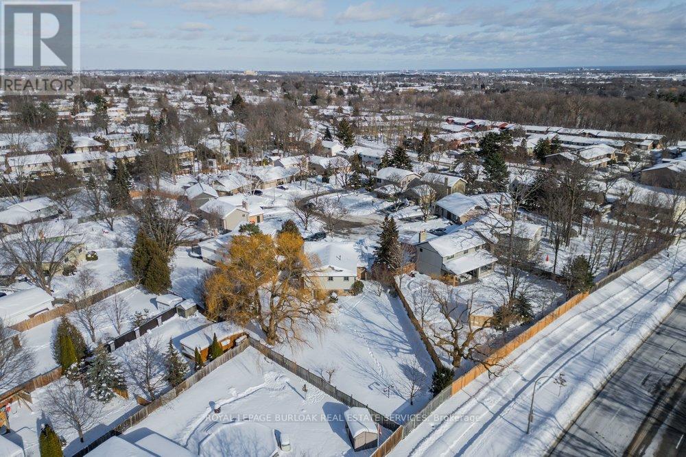 2162 Pauline Court, Burlington, Ontario  L7P 3L8 - Photo 26 - W12752798