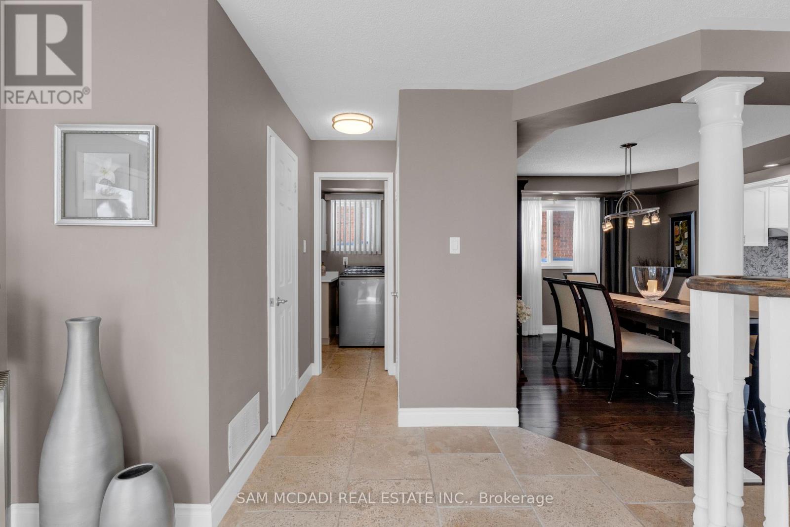 17 Robinson Road, Halton Hills, Ontario  L7G 6G5 - Photo 11 - W12752852