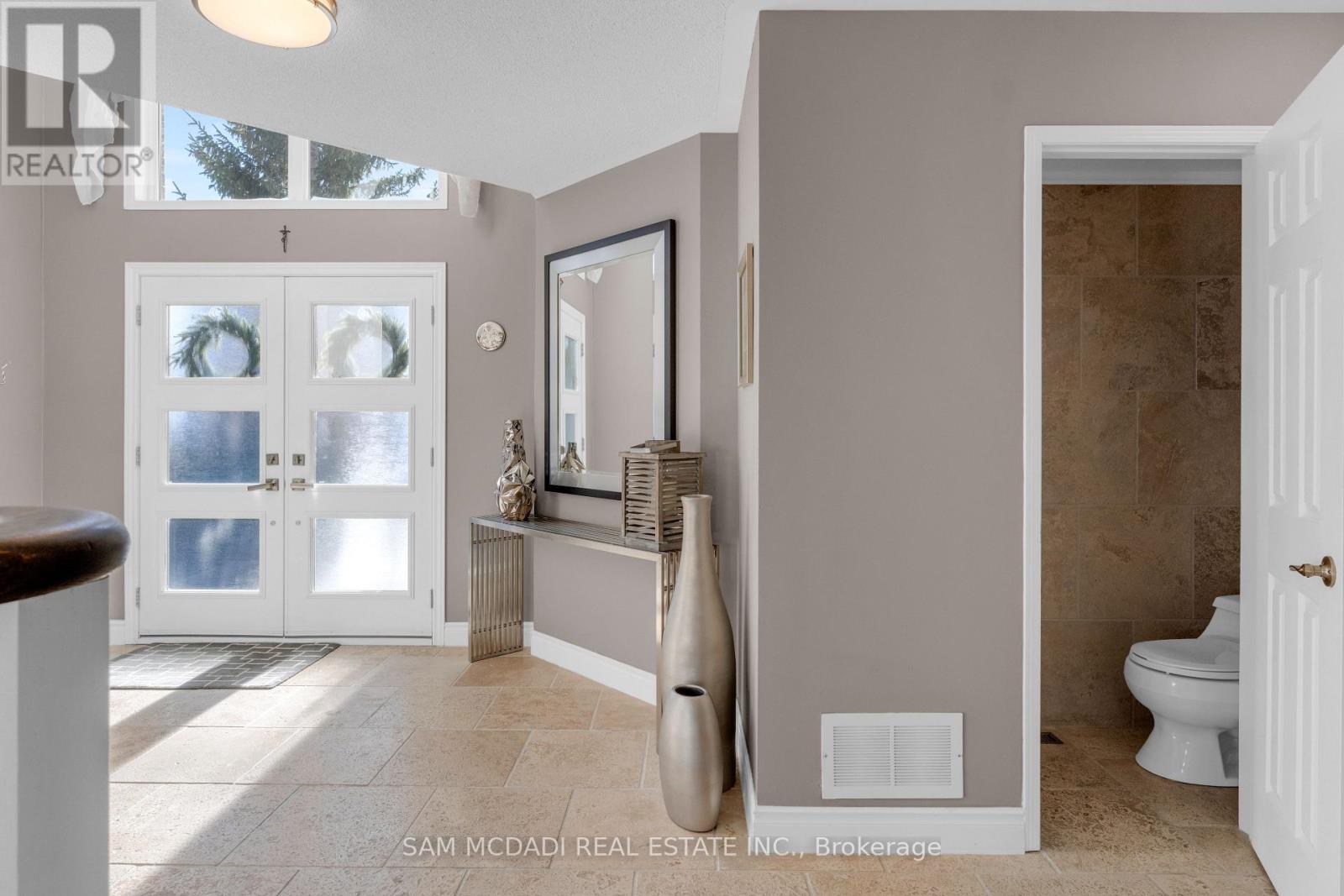 17 Robinson Road, Halton Hills, Ontario  L7G 6G5 - Photo 15 - W12752852