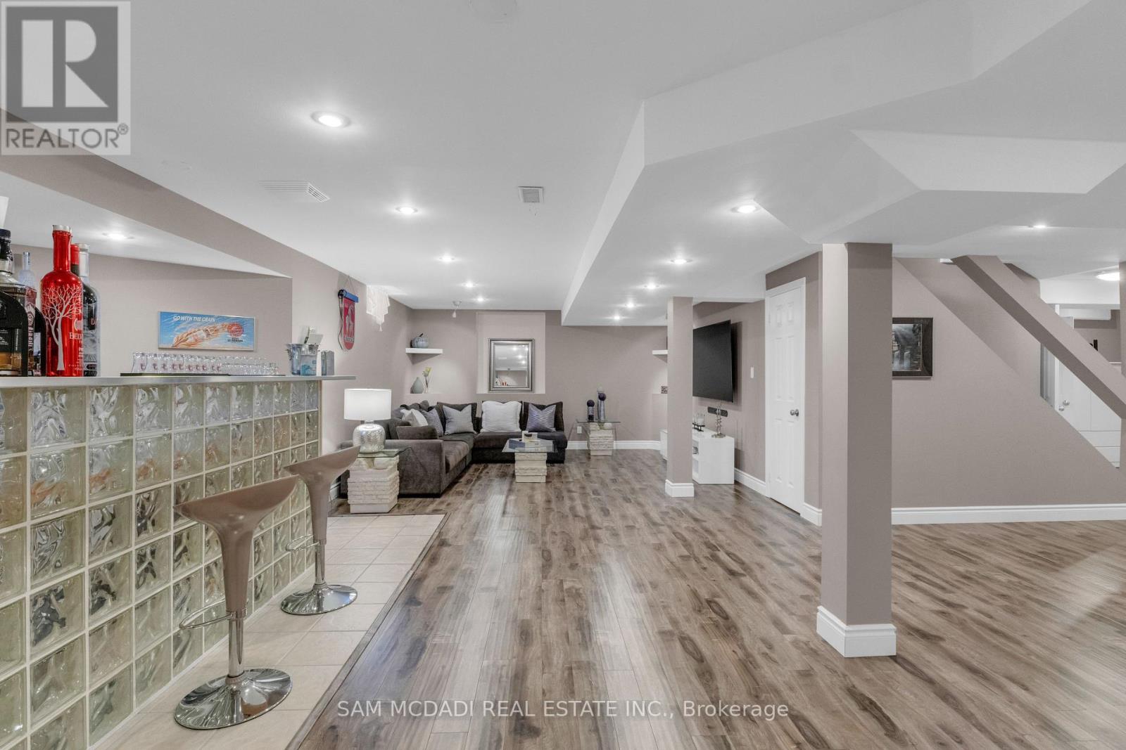 17 Robinson Road, Halton Hills, Ontario  L7G 6G5 - Photo 33 - W12752852