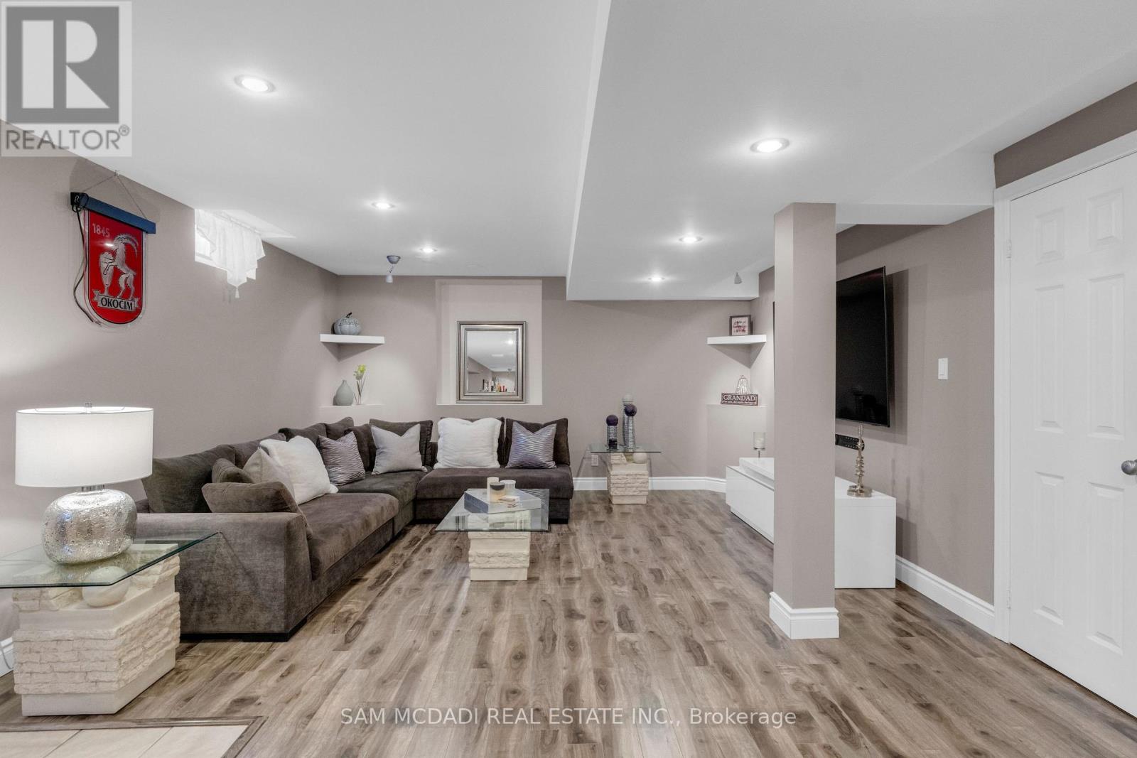 17 Robinson Road, Halton Hills, Ontario  L7G 6G5 - Photo 34 - W12752852