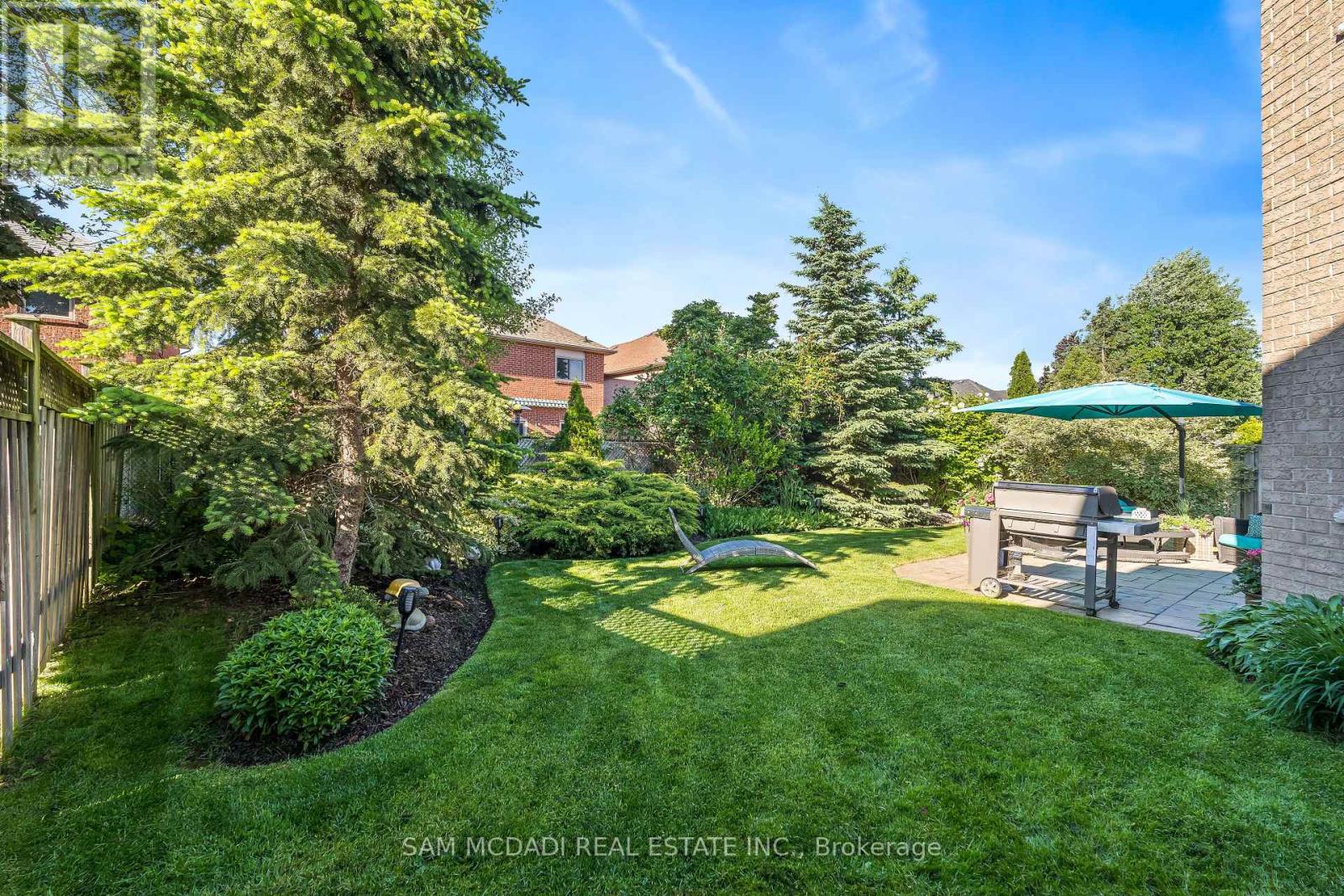 17 Robinson Road, Halton Hills, Ontario  L7G 6G5 - Photo 36 - W12752852