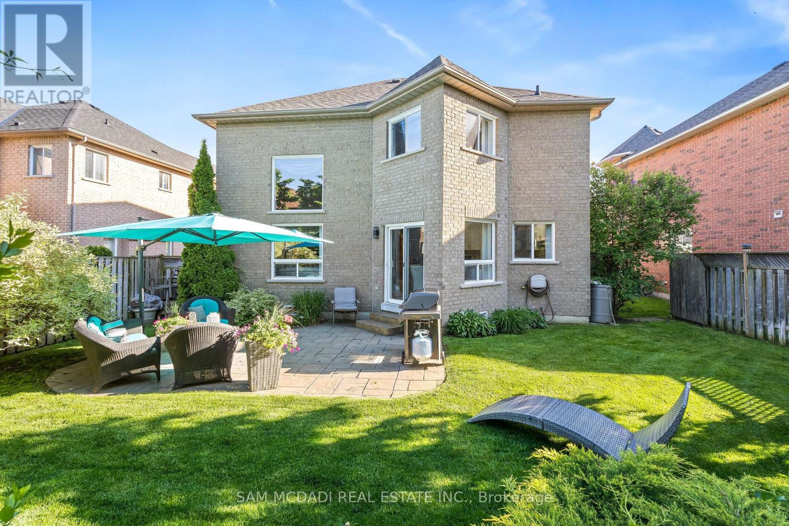 17 Robinson Road, Halton Hills, Ontario  L7G 6G5 - Photo 41 - W12752852