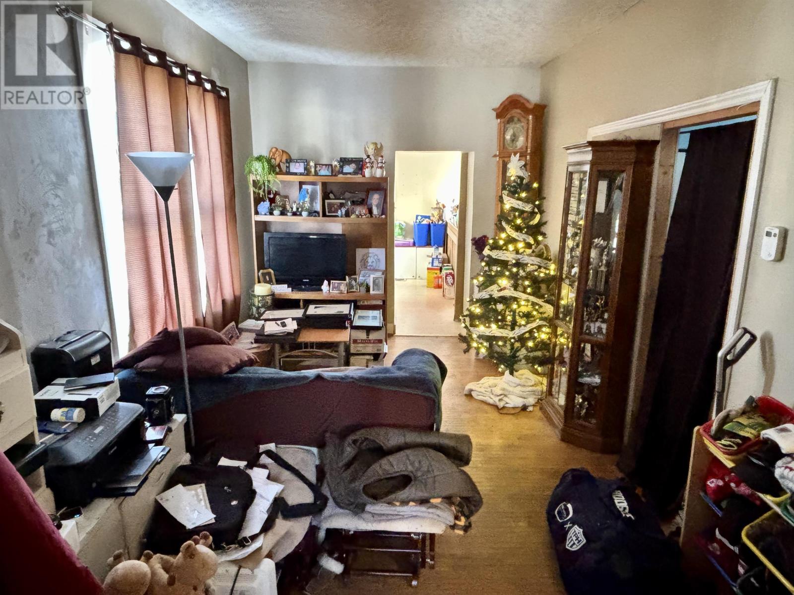 1212 Edward St, Thunder Bay, Ontario  P7E 2J2 - Photo 2 - TB2600108