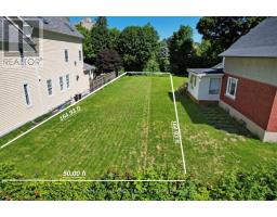 WEST SIDE - 67 SPRINGHURST AVENUE, Ottawa, Ontario