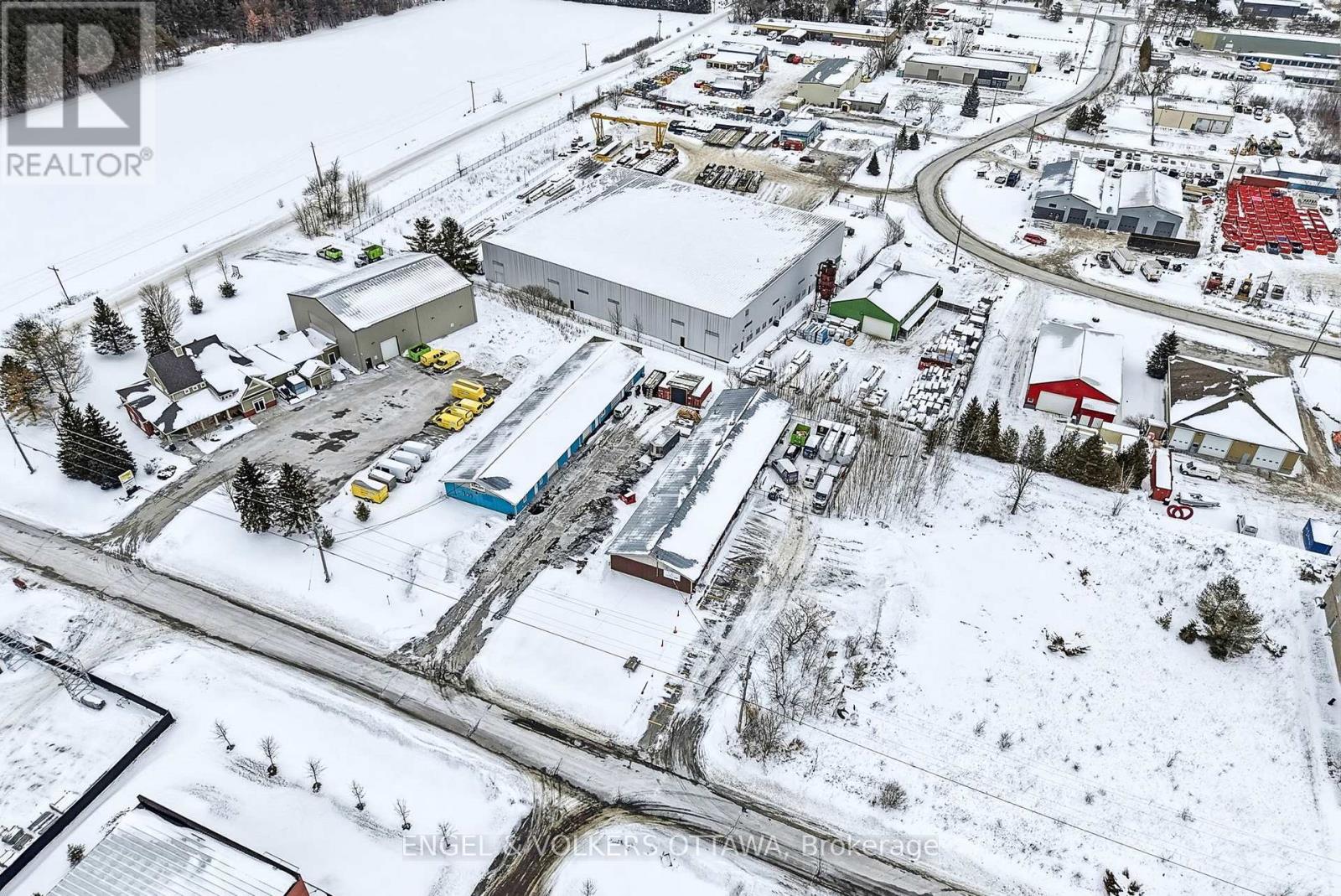 162 Wescar Lane, Ottawa, Ontario  K0A 1L0 - Photo 33 - X12752868