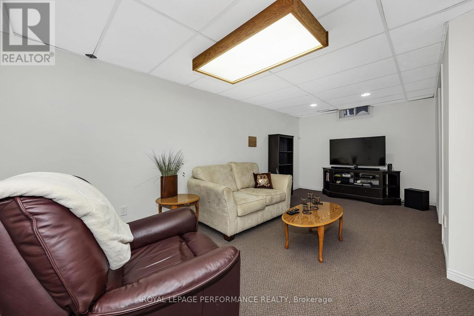 1391 Mountainside Crescent E, Ottawa, Ontario  K1E 3H6 - Photo 37 - X12753048