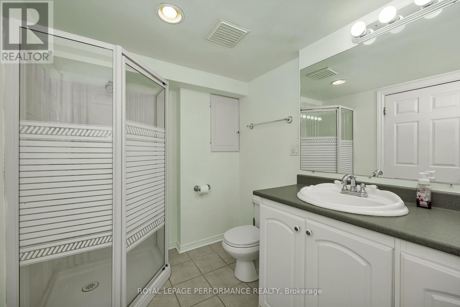 1391 Mountainside Crescent E, Ottawa, Ontario  K1E 3H6 - Photo 42 - X12753048