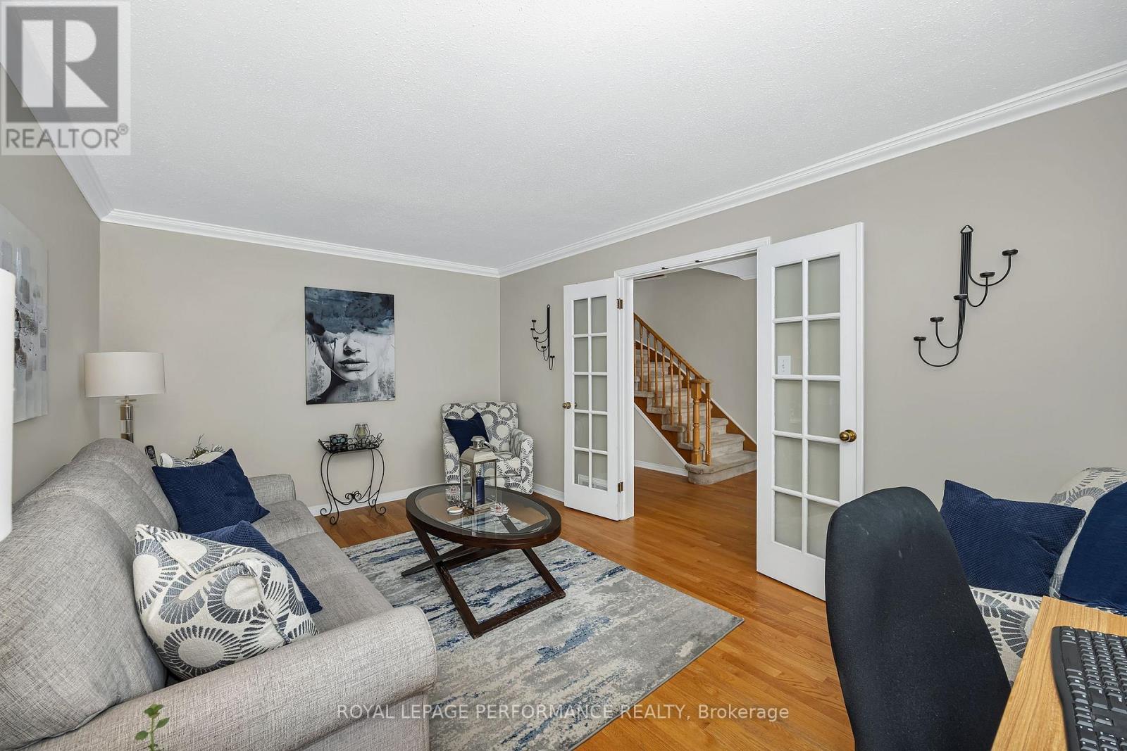 1391 Mountainside Crescent E, Ottawa, Ontario  K1E 3H6 - Photo 5 - X12753048