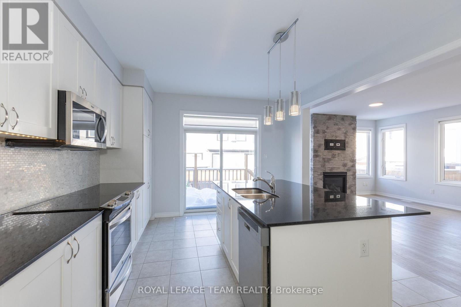 937 Shimmerton Circle, Ottawa, Ontario  K2R 1G9 - Photo 11 - X12753084