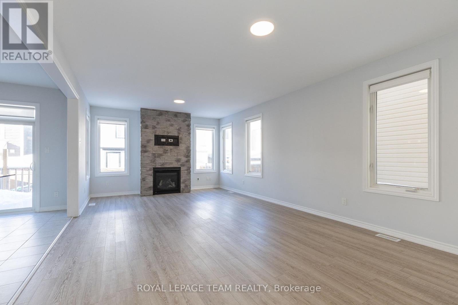 937 Shimmerton Circle, Ottawa, Ontario  K2R 1G9 - Photo 12 - X12753084