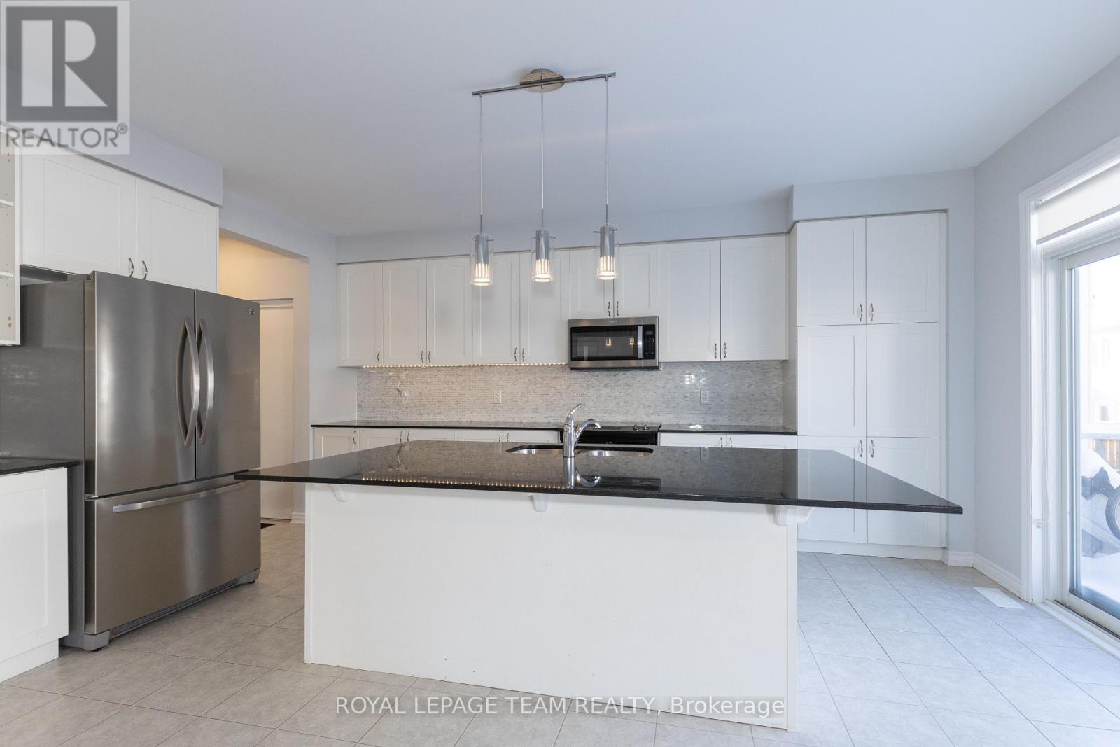 937 Shimmerton Circle, Ottawa, Ontario  K2R 1G9 - Photo 14 - X12753084