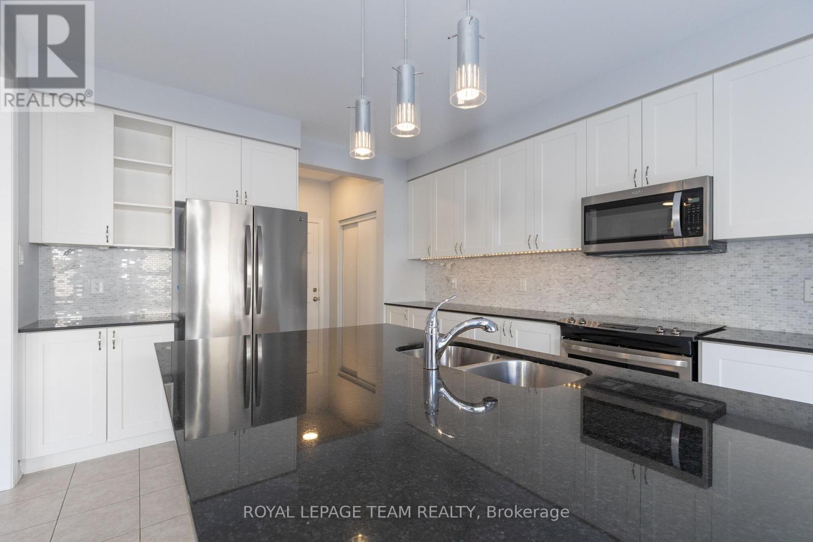 937 Shimmerton Circle, Ottawa, Ontario  K2R 1G9 - Photo 15 - X12753084